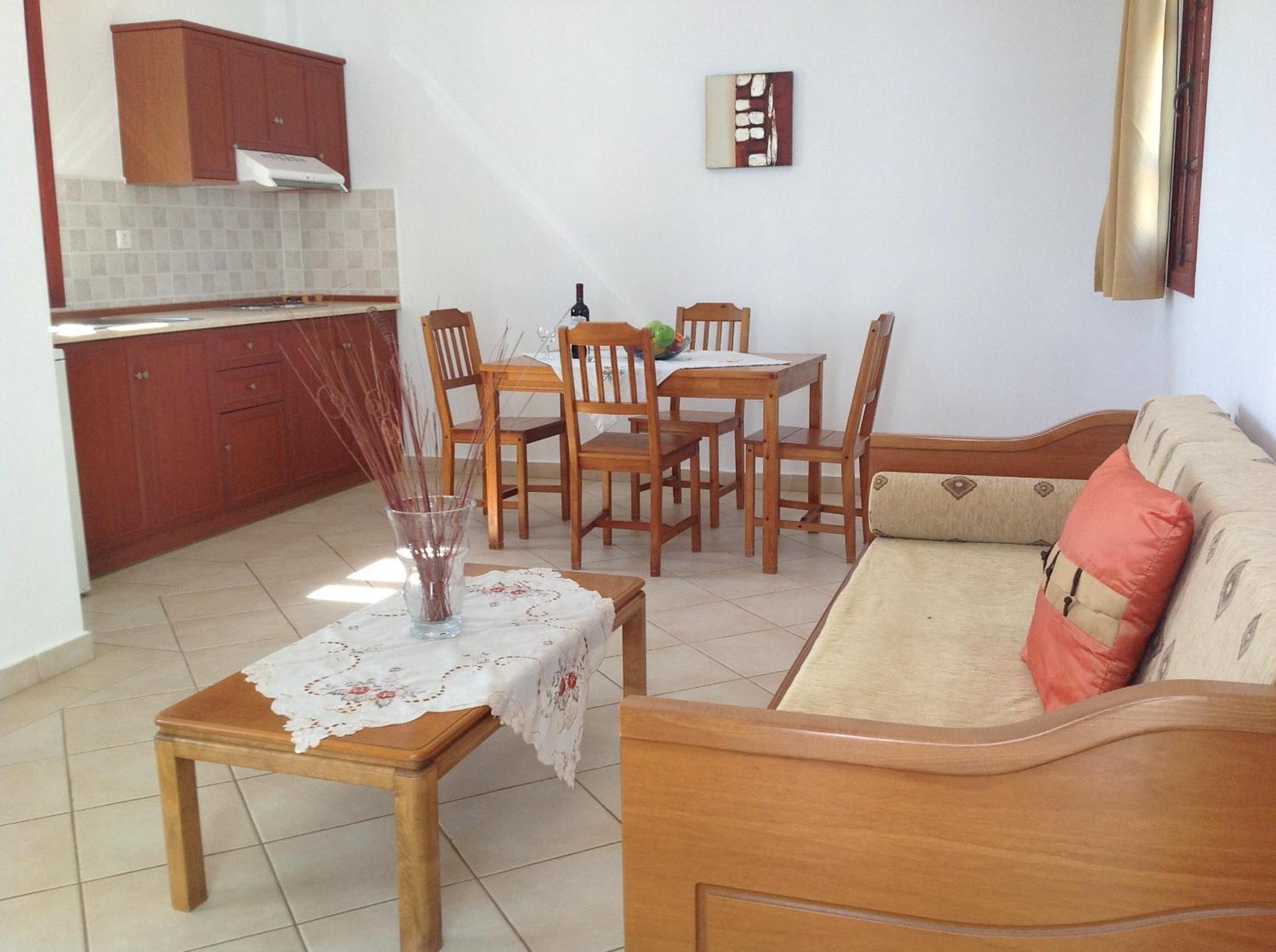Golden Sun Apartments Arkasa Room photo